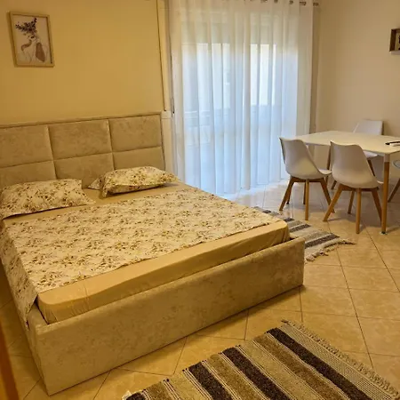Sea & Back View Apartmán Durrës