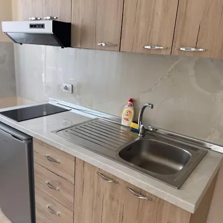Sea & Back View Апартаменты Дуррес