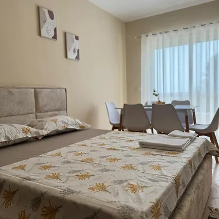 Апартаменты Sea & Back View
