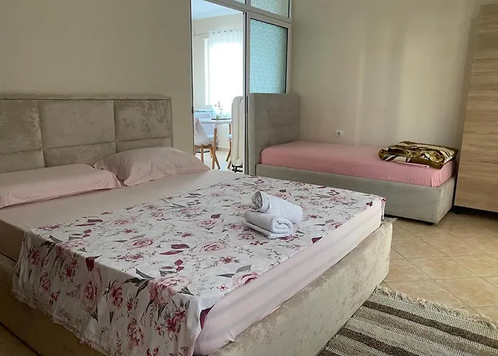 Sea & Back View Apartment