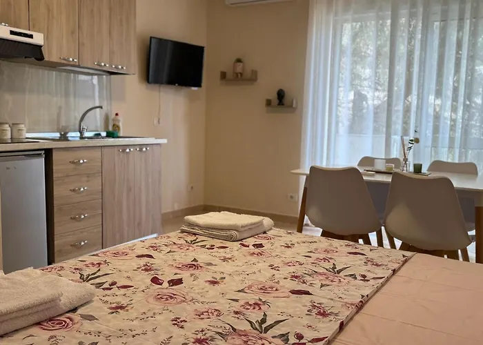 Sea & Back View Apartment