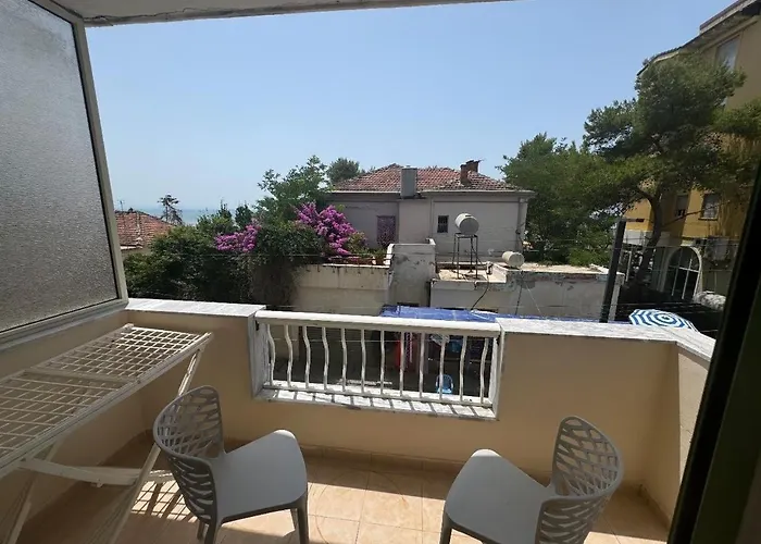 Apartment Sea & Back View