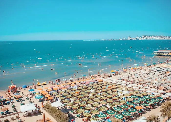 Sea & Back View * Durrës